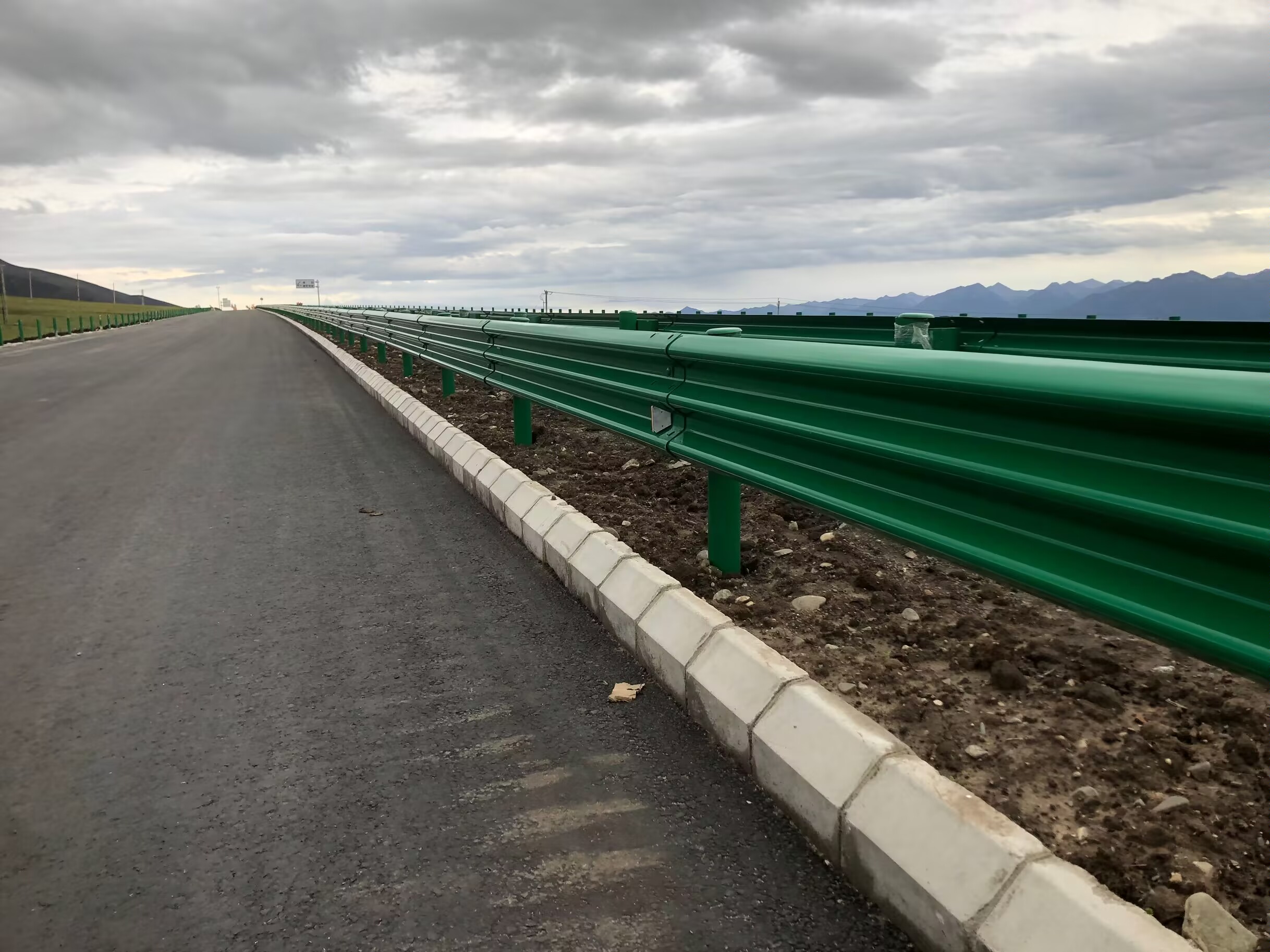 道外区乡村公路波形护栏高速公路波形护栏 - 推荐